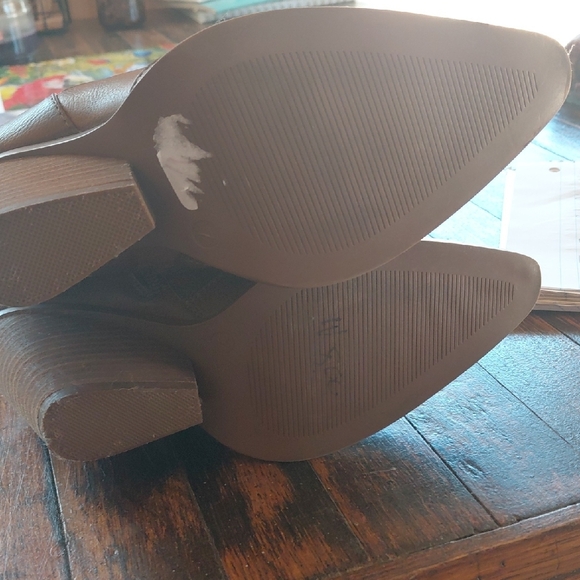 Cato Women's Tan Studded Heeled Boots - Picture 3 of 16